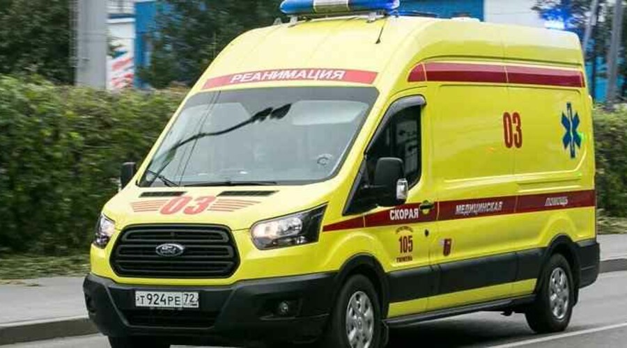 Во Владивостоке водителю скорой помощи повредил глаза выпивший муж пациентки