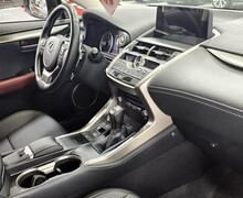 Lexus NX, 2021