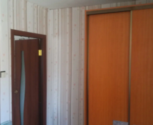 Продаётся 3-комн. квартира, 42.8 м²