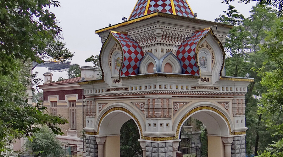 Николаевские Триумфальные ворота