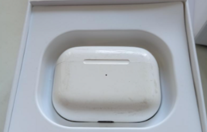 Продам наушники Airpods Pro